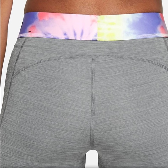Women's 3" Tie-Dye Shorts Nike Pro sustainable NEW - Picture 3 of 11